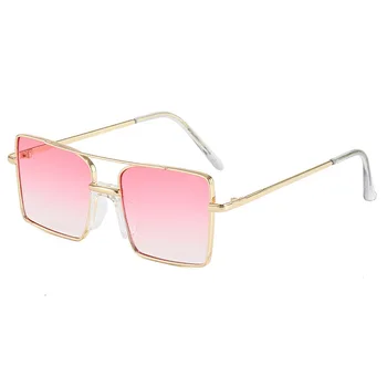 Noua personalitate fotografie colocare ochelari de soare 2026 pătrat ochelari de soare uv băieți și fete de stradă anticipate de ochelari