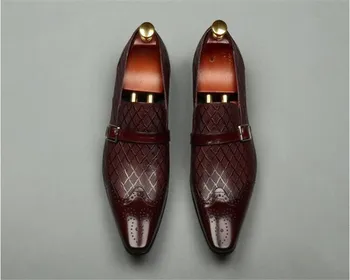 Toamna iarna new England pantofi deget de la picior pătrat de piele barbati Bullock sculptate personalitate de moda aluneca pe cataramă pantofi de banchet