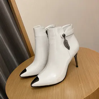 Cizme din Piele de brevet Biroul de Partid Pantofi pentru Femeie Cizme Glezna Femei Toamna Iarna de metal a Subliniat Deget de la picior Bak Cizme Scurte