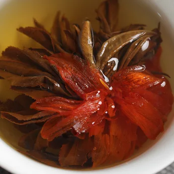 Yunnan Yunnan Ceai Negru 2020 Primăvara Devreme Manual Lily Hortensie Yunnan Roșii 500G