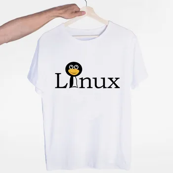 Bărbați De Pinguin LINUX Într-Un Computer T-shirt, O-Neck Mâneci Scurte de Vară de Moda Casual Unisex Bărbați și Femei Tricou
