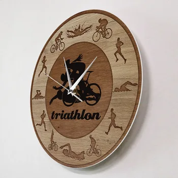 Triatlon Siluete Textura Lemn Acrilice Imprimare Ceas De Perete Inot Ciclism Alergare Sport Decor Acasă Ceas Triatleti Cadou