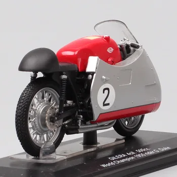 1/22 scară mică Italeri vintage classics Cod produs 4cil 500cc GP 1955 Rider Nr 2 Geoff Duke motocicleta Diecasts & Vehicule de Jucărie bicicleta