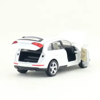 1:32 Scară/Metal turnat sub presiune Jucărie/Audi Q5 SUV Masina Sport/Sunet și Lumină,/Trage Înapoi Colecție de Învățământ/Festival de Cadouri Pentru Copii