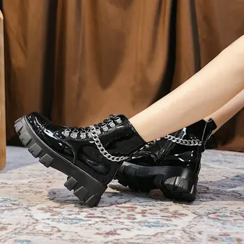 Noi 2020 Piele De Brevet Femei Doamnelor Cizme De Glezna Mijlocul Toc Dantelă-Up Lucrător Armata Neagră Goth Pantofi De Toamnă Sexy Lanț De Înaltă Calitate