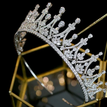 Los mejores accesorios para el cabello de la boda Hairband nupcial Royal Regina tocado de novia Corona de cristal plateado