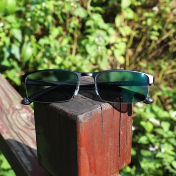 SWOKENCE Progresivă Fotocromatică Ochelari de Lectură a Femeilor de Bărbați, Cameleon ochelari de Soare Pentru Presbyopic de Afaceri Ochelari R137