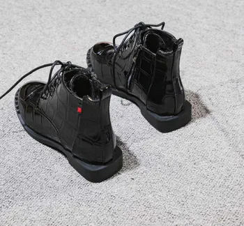 SWONCO Negru Cizme de Zapada pentru Femei Deget de Metal Pantofi de Iarna Blana de Catifea 2019 Nou de sex Feminin Glezna Înaltă Martin Cizme Punk Pantofi Cizme Femei