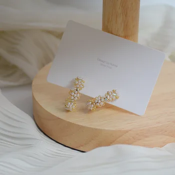 14k Aur veritabil Moda Bijuterii Placat cu C-în formă de Perle de Flori Rafinat Cercei Stud pentru Femei Petrecere de Vacanță Elegant Cercel