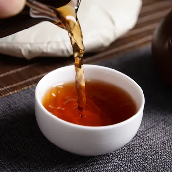 2005 Yr Ceai Pu ' er China Meng Hai Ke Yi Xing 357g Yunnan mai Vechi Coapte Pu-er Ceai de Trei Mari Clar Foc Pentru pierderea în Greutate Ceai
