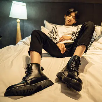 Nou Cizme Negre Bărbați Versiunea coreeană Student de Moda All-meci Mid-Top Cizme Bărbați Impermeabil Inaltime-Top Pantofi de Piele Barbati