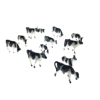 30pcs HO Model la Scară Vopsite Alb-Negru Și Color Animalele de Fermă de Vaci Pentru Jucărie Diorama Peisaj