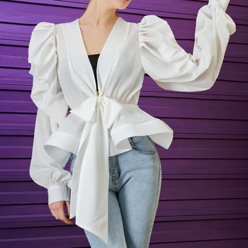 TWOTWINSTYLE Elegante Femei Tricou V-Neck Lanternă Long Sleeve Ruched Dantelă-Up cu Arc Sexy Bluza de Moda de sex Feminin 2020 de Îmbrăcăminte de Primăvară
