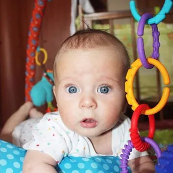 Drăguț 24buc/lot Teether Copilului Jucării Colorate Curcubeu Inele Baby Rattle telefoane Mobile pat de copil Pat Cărucior Agățat Decor Jucărie de Învățământ