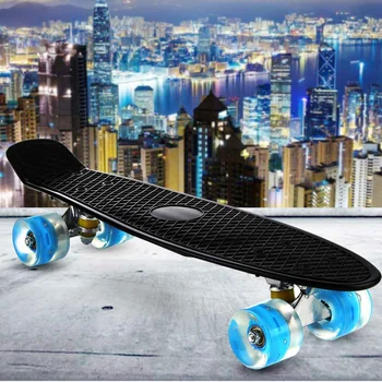 4 Jante de Oțel de Rulmenți Skateboard-ul cu LED-uri Intermitente de Jante de 22 In Patru roți Mini Longboard Skate Skateboard Sporturi în aer liber