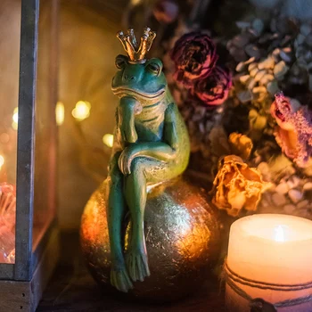 Coroana Frog Prince Așezat Pe O Piatra De Aur Gândire Statuie Decor Acasă Meserii Obiecte Printesa Rășină Figurine Cadou De Nunta