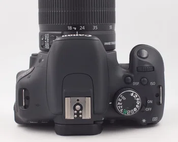 FOLOSIT Canon EOS 600D camera Corpul Negru (FARA LENTILE)